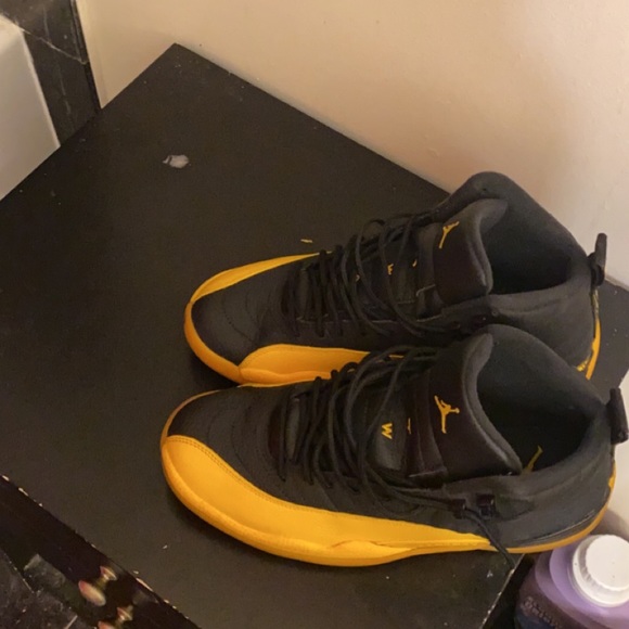 COPY - Jordan university gold 12 size 9.5 - Picture 1 of 5